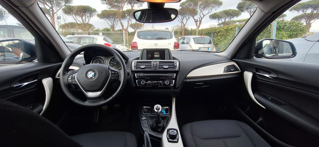 Bmw 116i 5p. Advantage