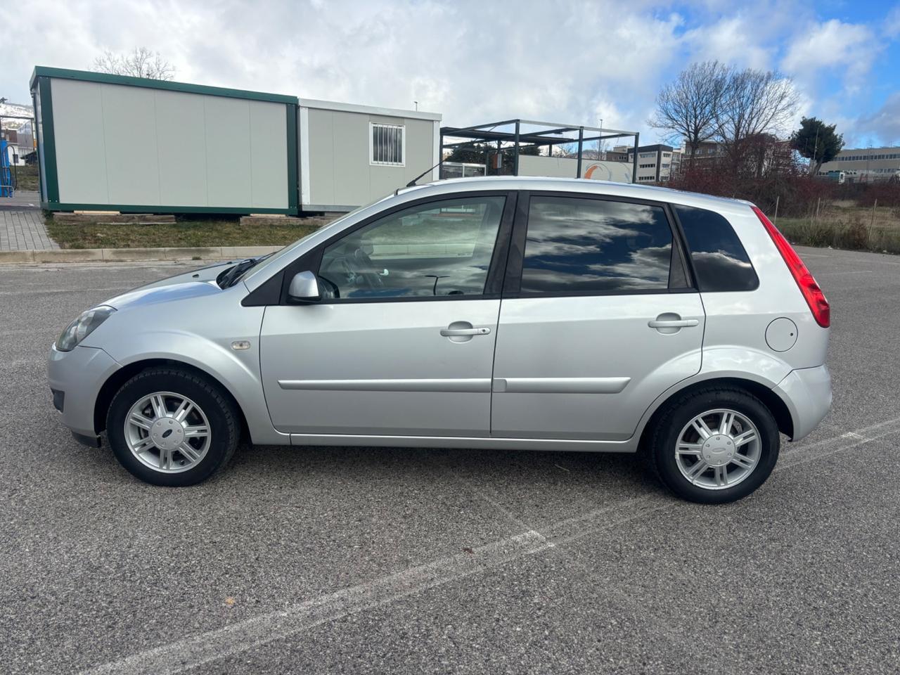 Ford Fiesta 1.4 TDCi 5p. Ghia