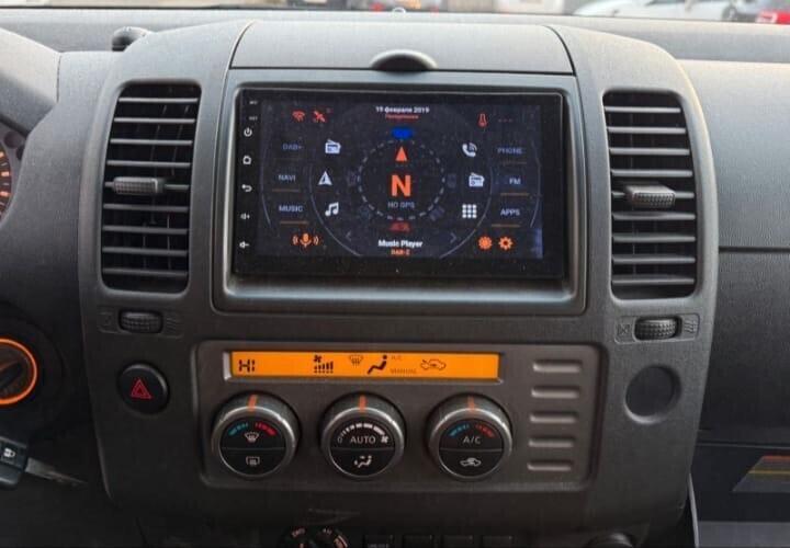 Nissan Navara 2.5 dCi 2 porte King Cab Sport