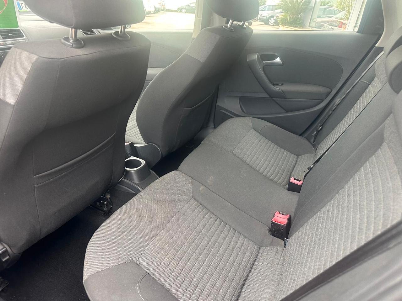 Volkswagen Polo 1.4 5 porte Highline NEOPATENTATI