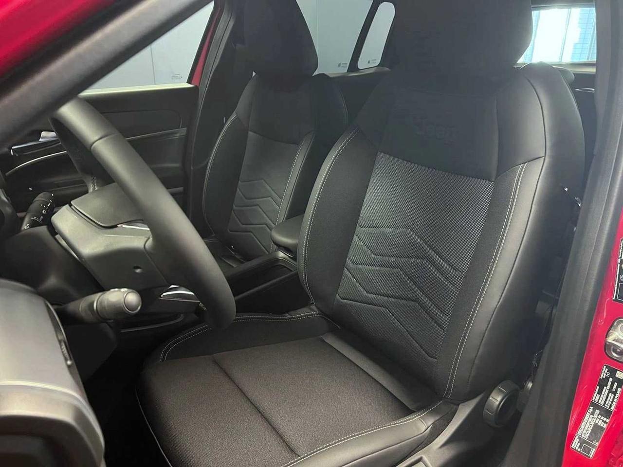 Jeep Avenger 1.2 Turbo 101CV Summit #9788