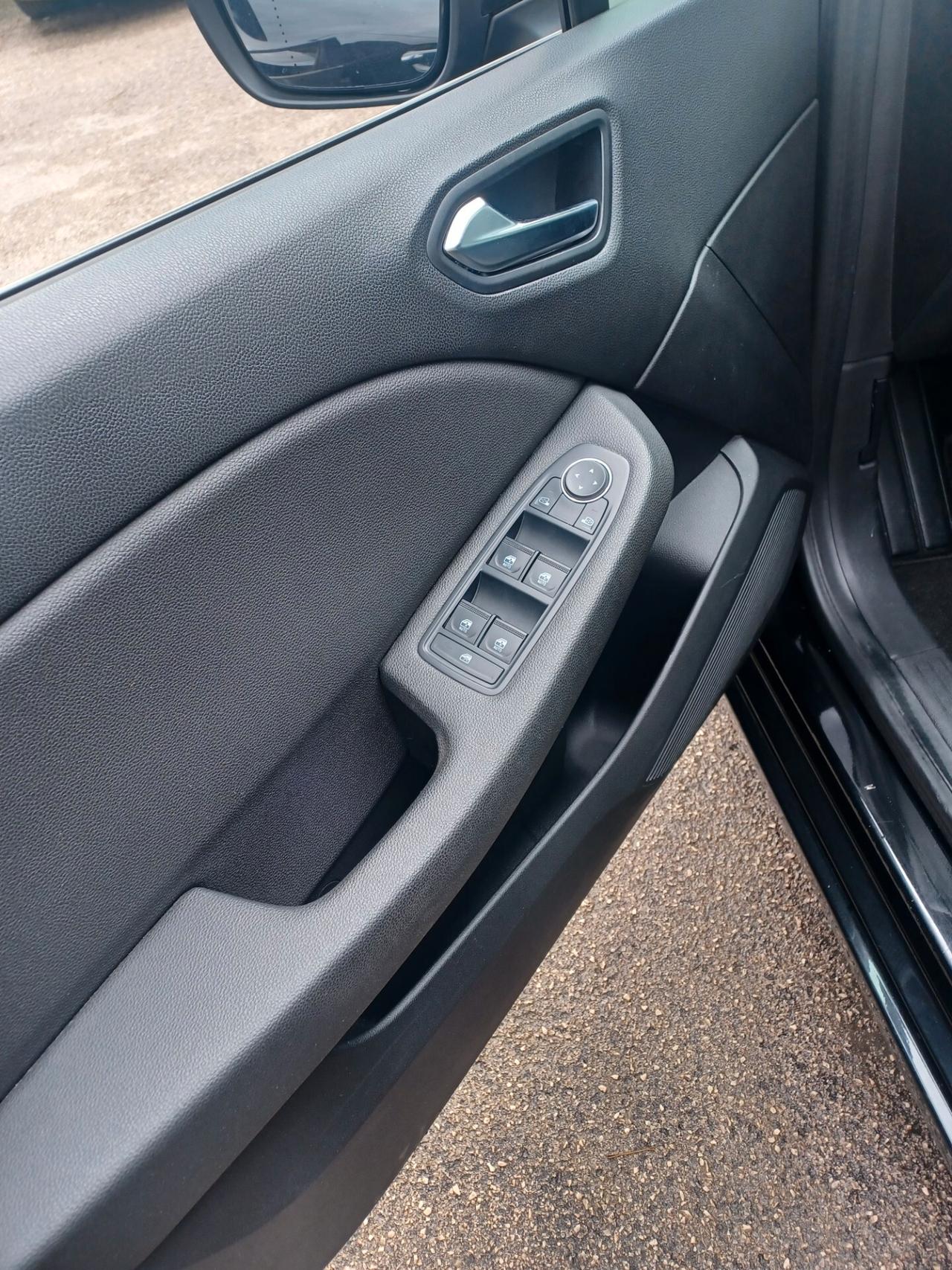 Renault Clio TCe GPL 5 porte Intense 2022