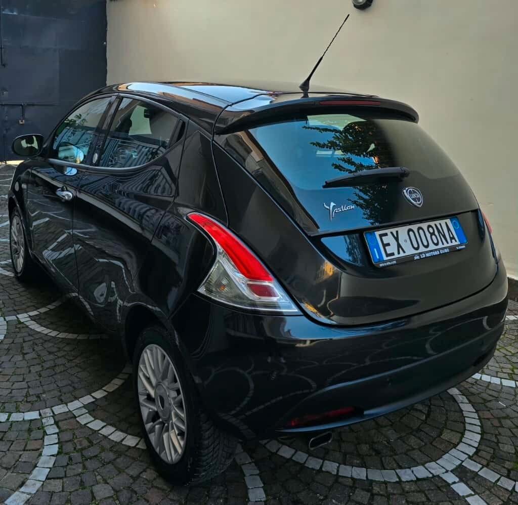 Lancia Ypsilon 1.2 69 CV 5 porte GPL Ecochic Elefantino