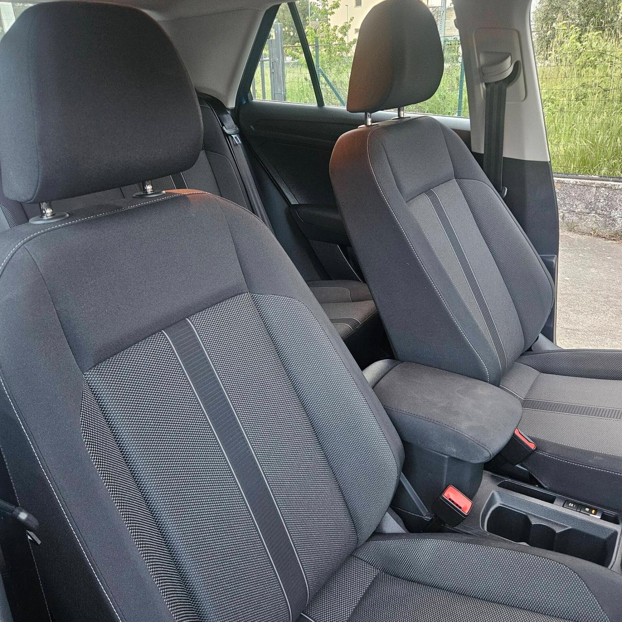 Volkswagen T-Roc 1.5 TSI ACT DSG 150cv 2023