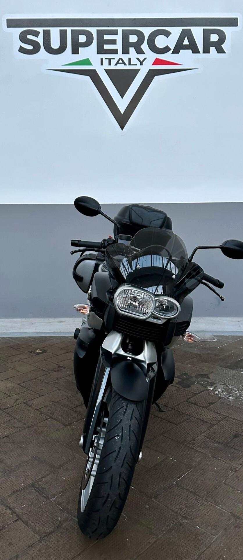 Bmw K 1200 R, tenuta e usata con amore e passione, pari al nuovo