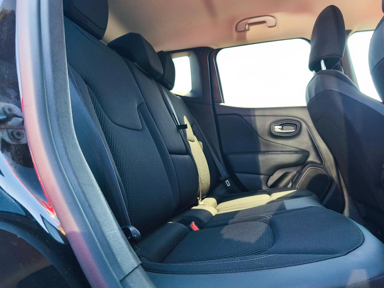 Jeep Renegade 1.3 T4 DDCT Limited