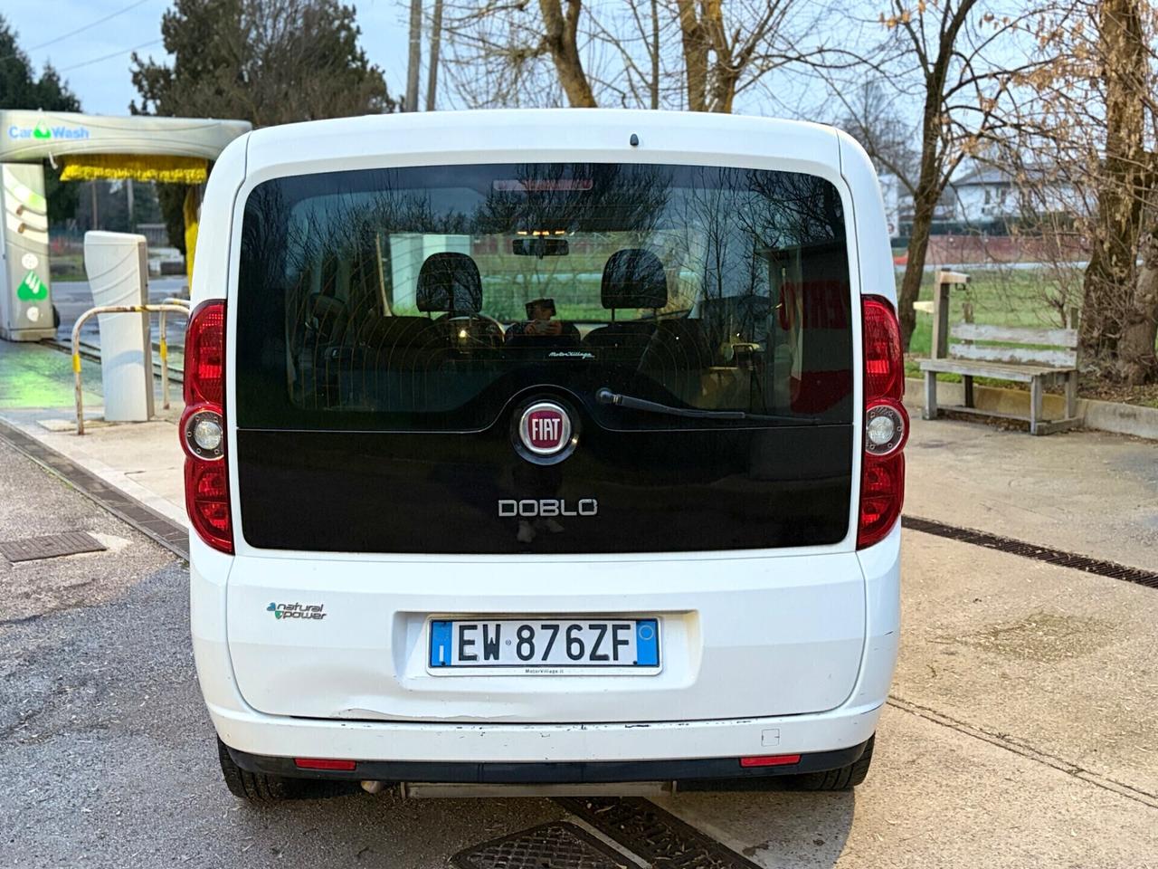 Fiat Doblo 1.4 T-Jet metano 2014 5 posti