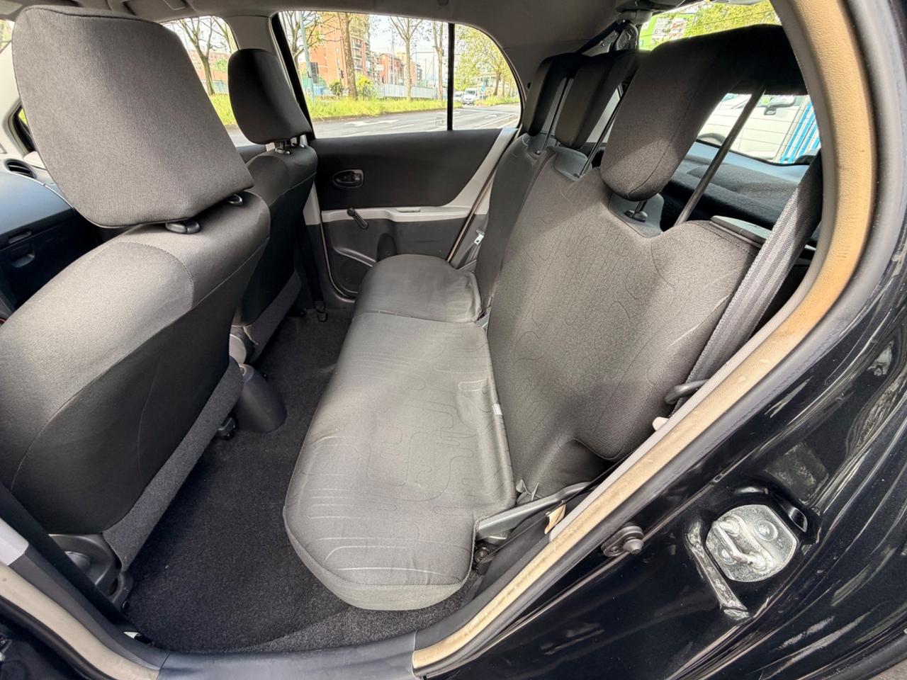 Toyota Yaris 1.0 5 porte Now 2010