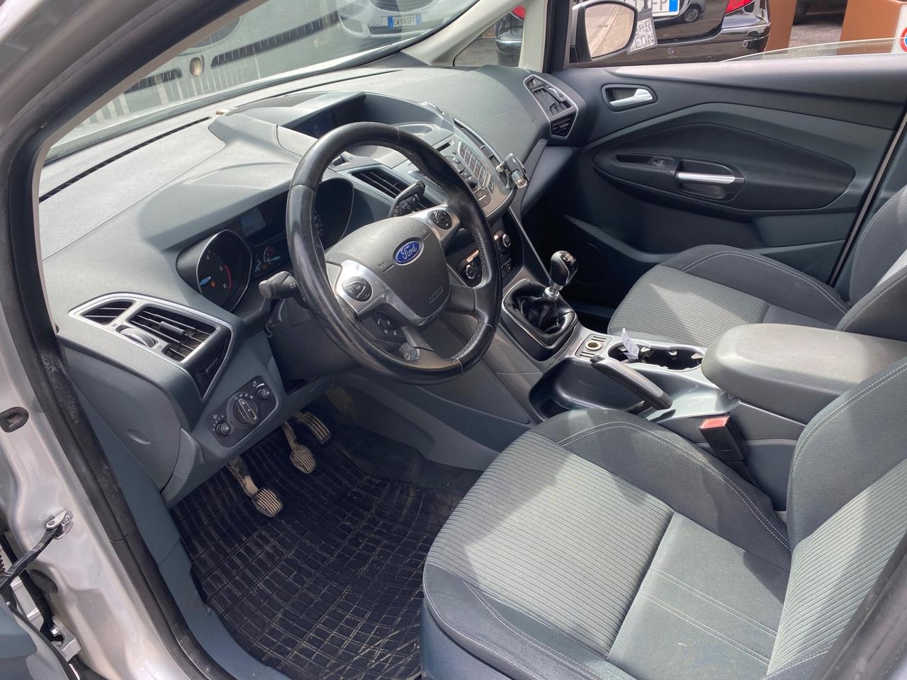 Ford C-Max 1.6 TDCi 115CV Plus 7 posti gancio traino