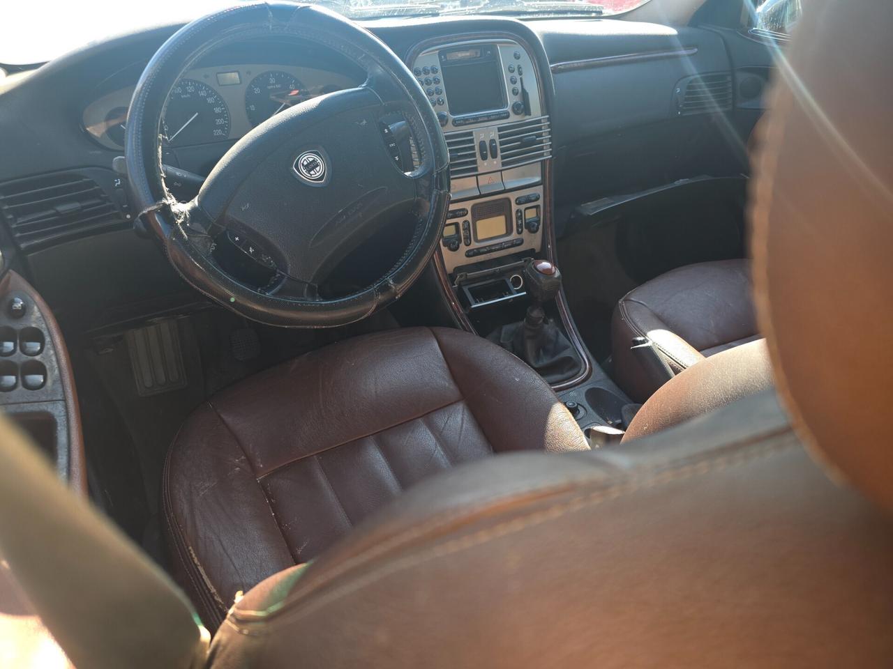 Lancia Lybra 1.9 JTD cat Station Wagon LX