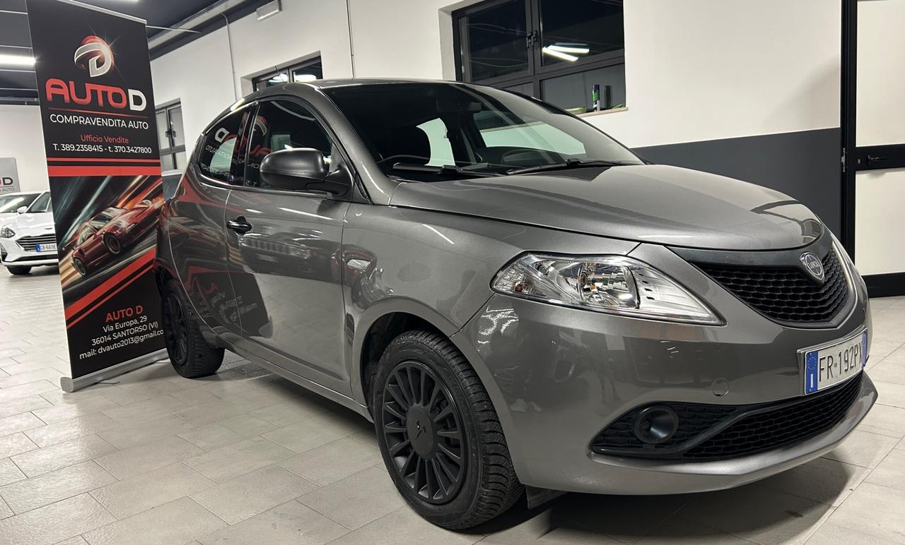 Lancia Ypsilon 1.2 benzina 51 kw 2018