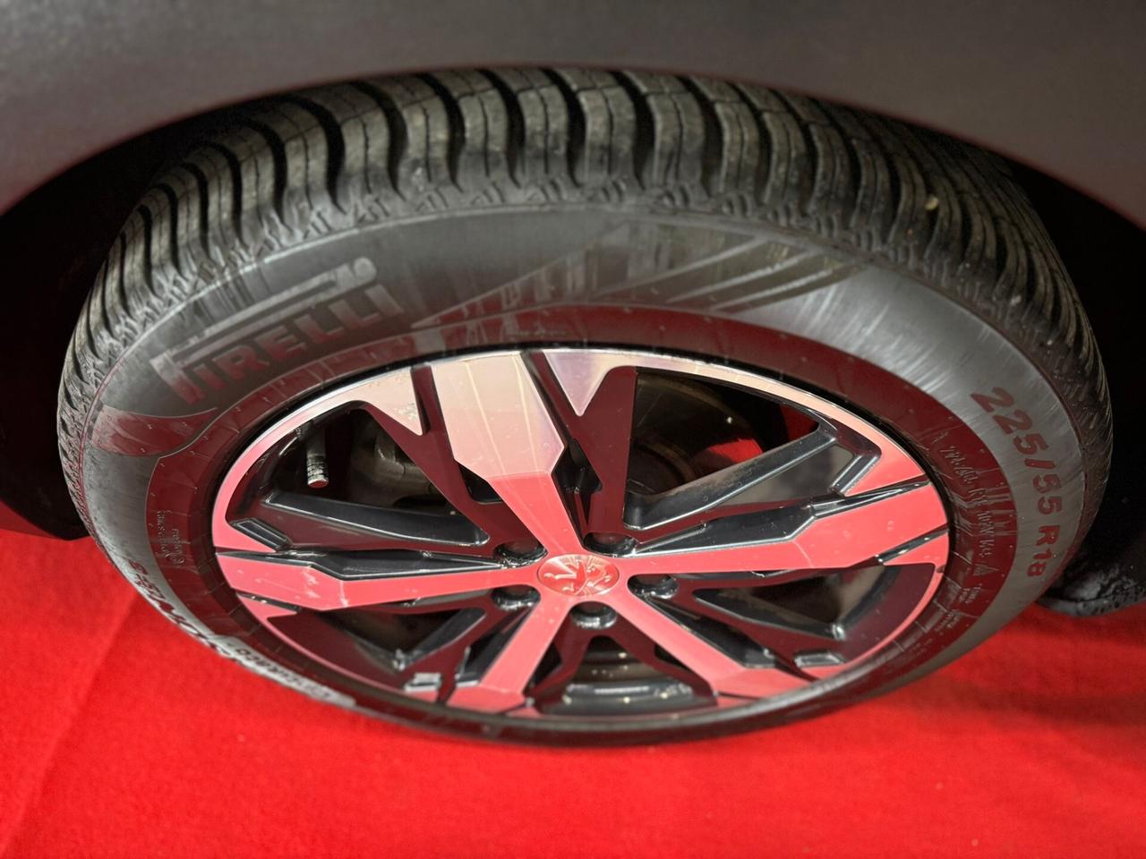 PEUGEOT 5008 GT LINE