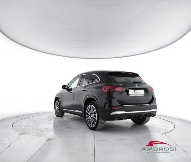MERCEDES-BENZ GLA 250 250 e phev AMG Line Advanced Plus auto