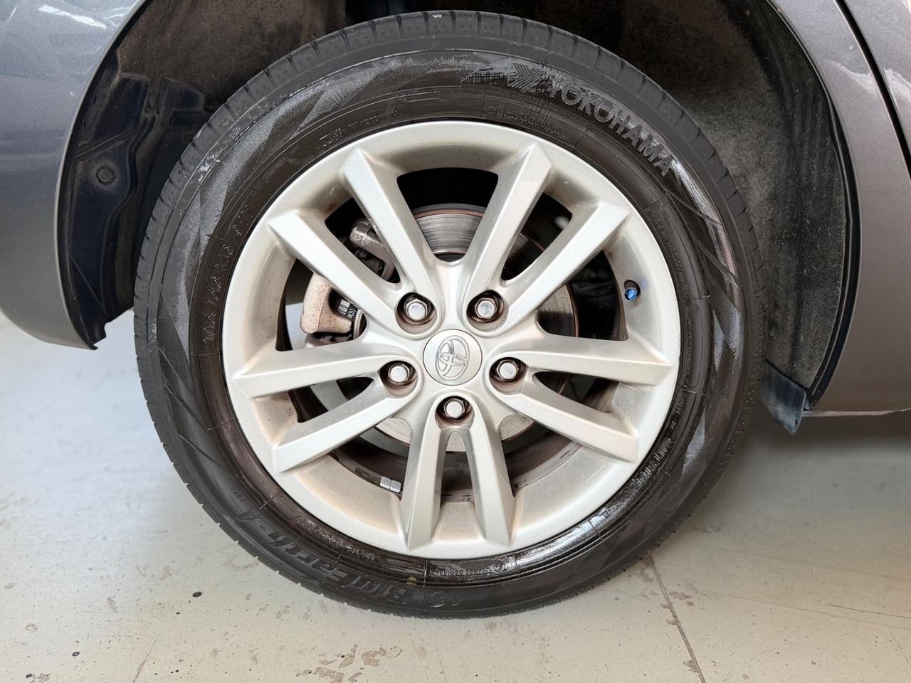 Toyota Auris 2.0 D-4D DPF 5 porte Sol NEOPATENTATI