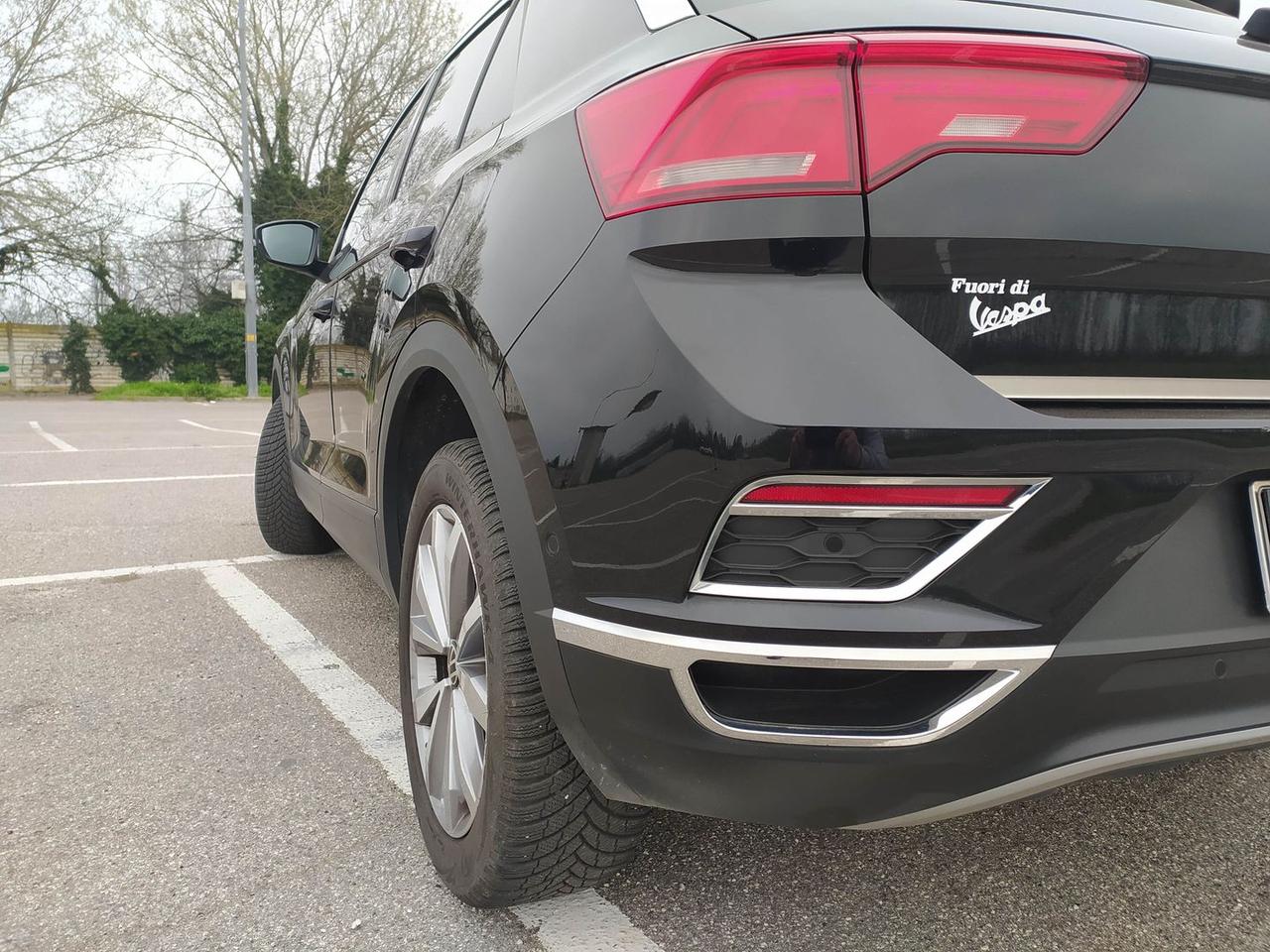 Volkswagen T-Roc Business 2.0 TDI 150CV #9725