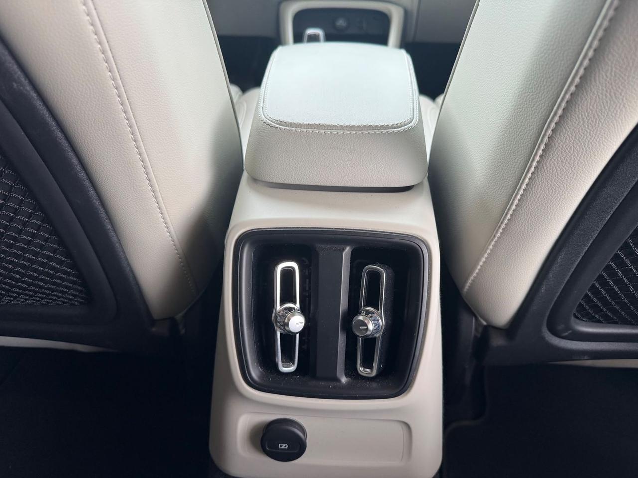 Volvo XC40 Ultimate Bright T5 Recharge PHE #11953