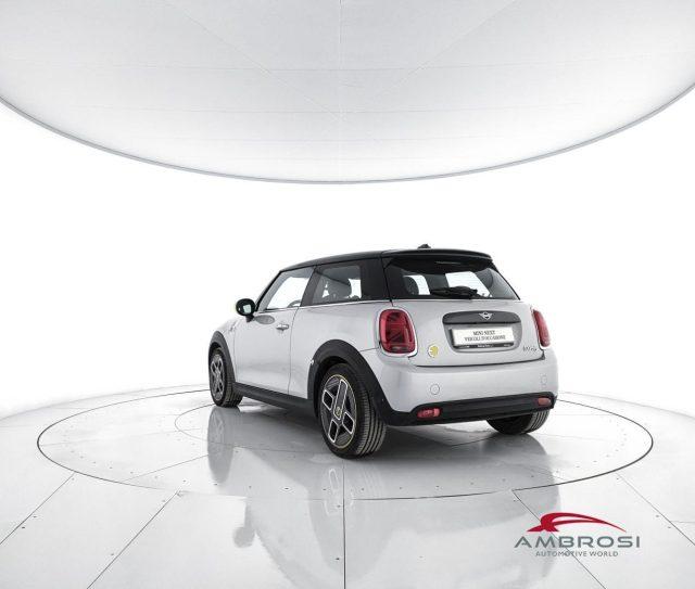 MINI Cooper SE 3 porte M