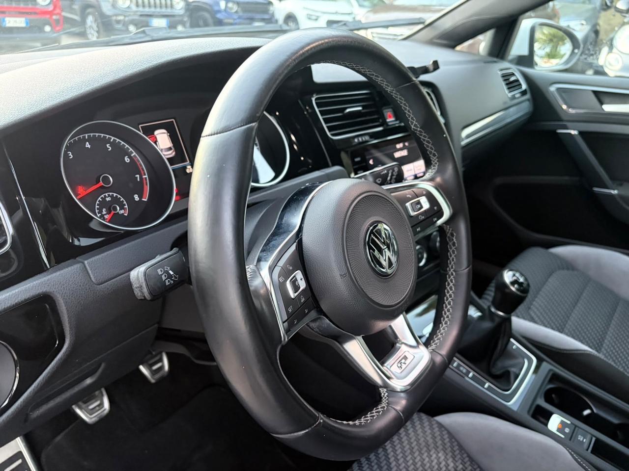 Volkswagen Golf 1.4 TSI R-Line Executive BlueMotion Technology