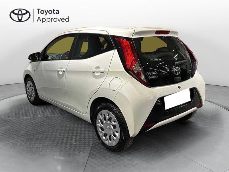 Toyota Aygo 1.0 72 CV x-play