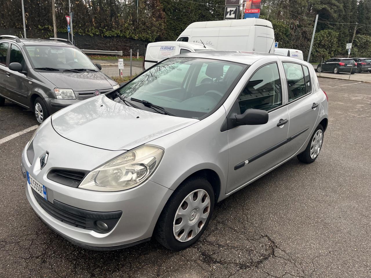 Renault Clio 1.2 16V 5 porte Luxe