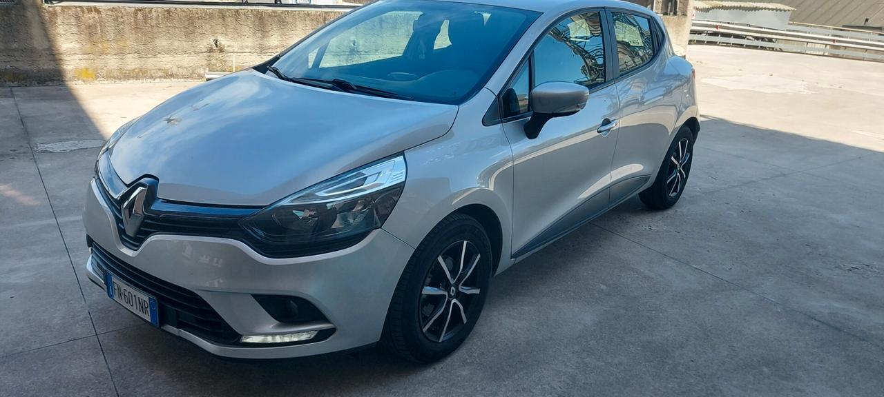 Renault Clio dCi 8V 75 CV Start&Stop 5 porte Energy Duel