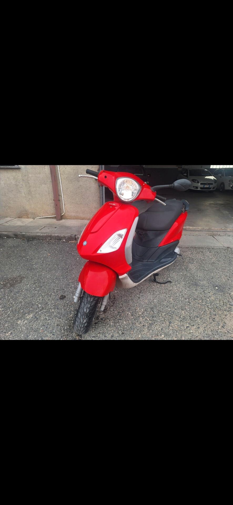 Piaggio Fly 50