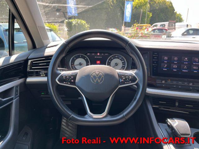 VOLKSWAGEN Touareg 3.0 V6 TDI SCR 231 cv PROMO !