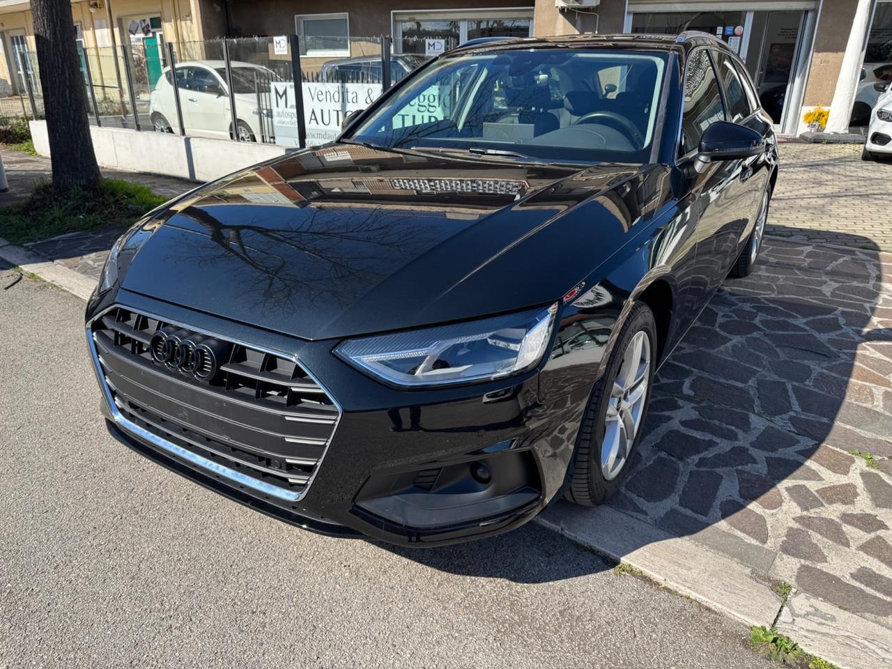 Audi A4 Avant 40 TDI quattro S tronic Business Advanced