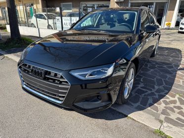 Audi A4 Avant 40 TDI quattro S tronic Business Advanced