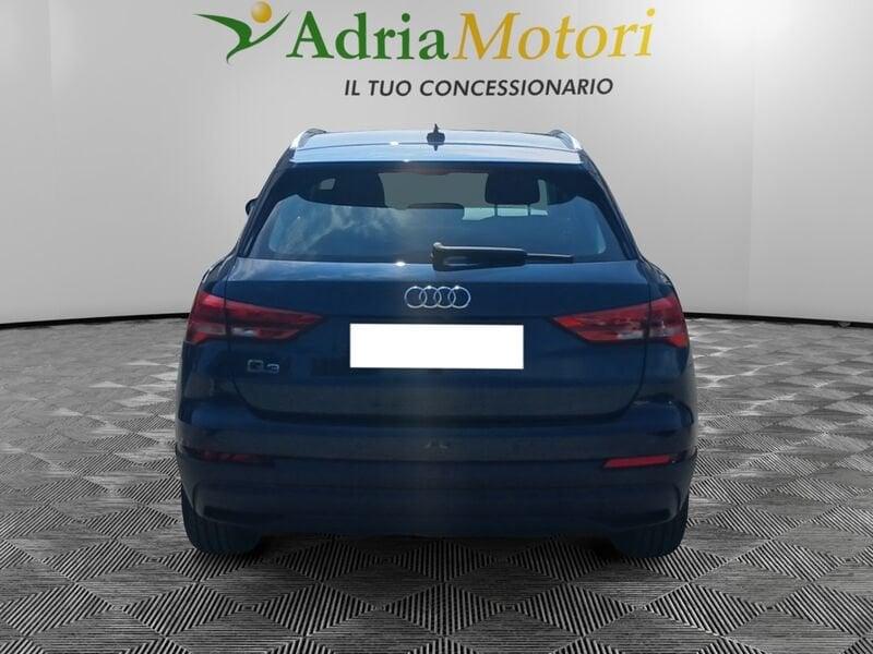 Audi Q3 2.0 35 TDI Business S Tronic