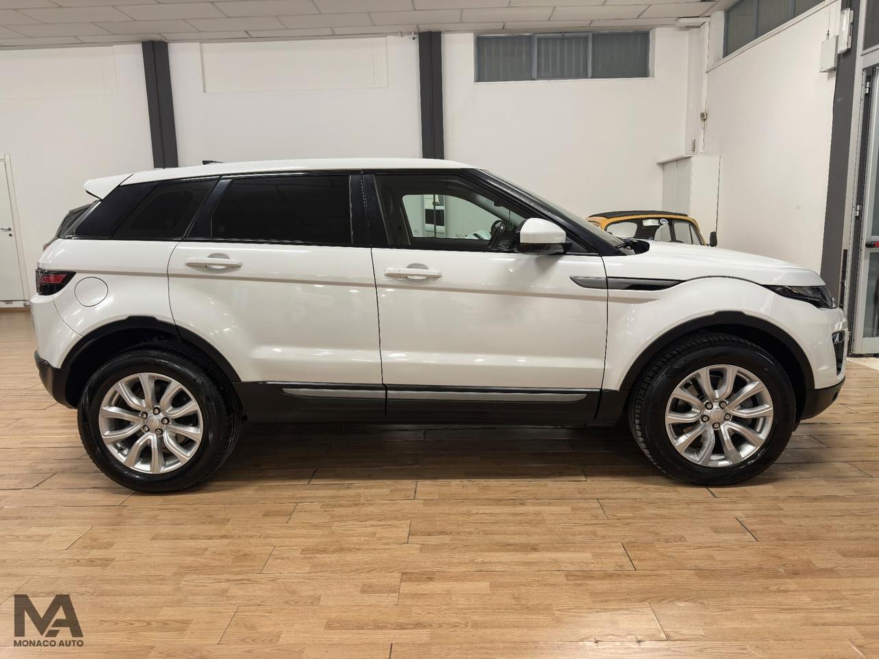 LAND ROVER R.R. EVOQUE PURE 2.0 TD 150CV 2018