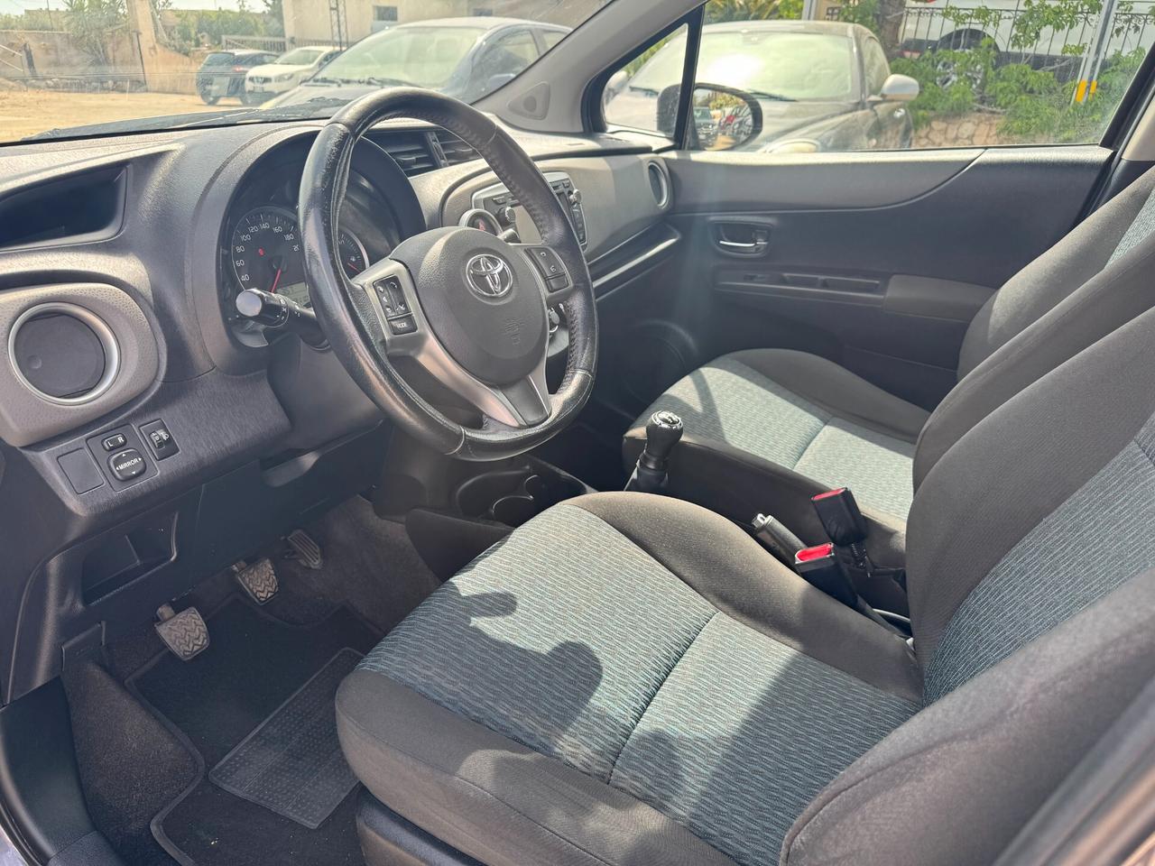 Toyota Yaris 1.0 5 porte