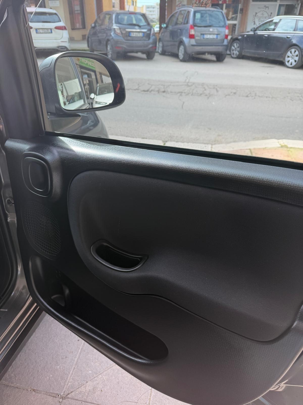 Fiat Panda 1.0 firefly