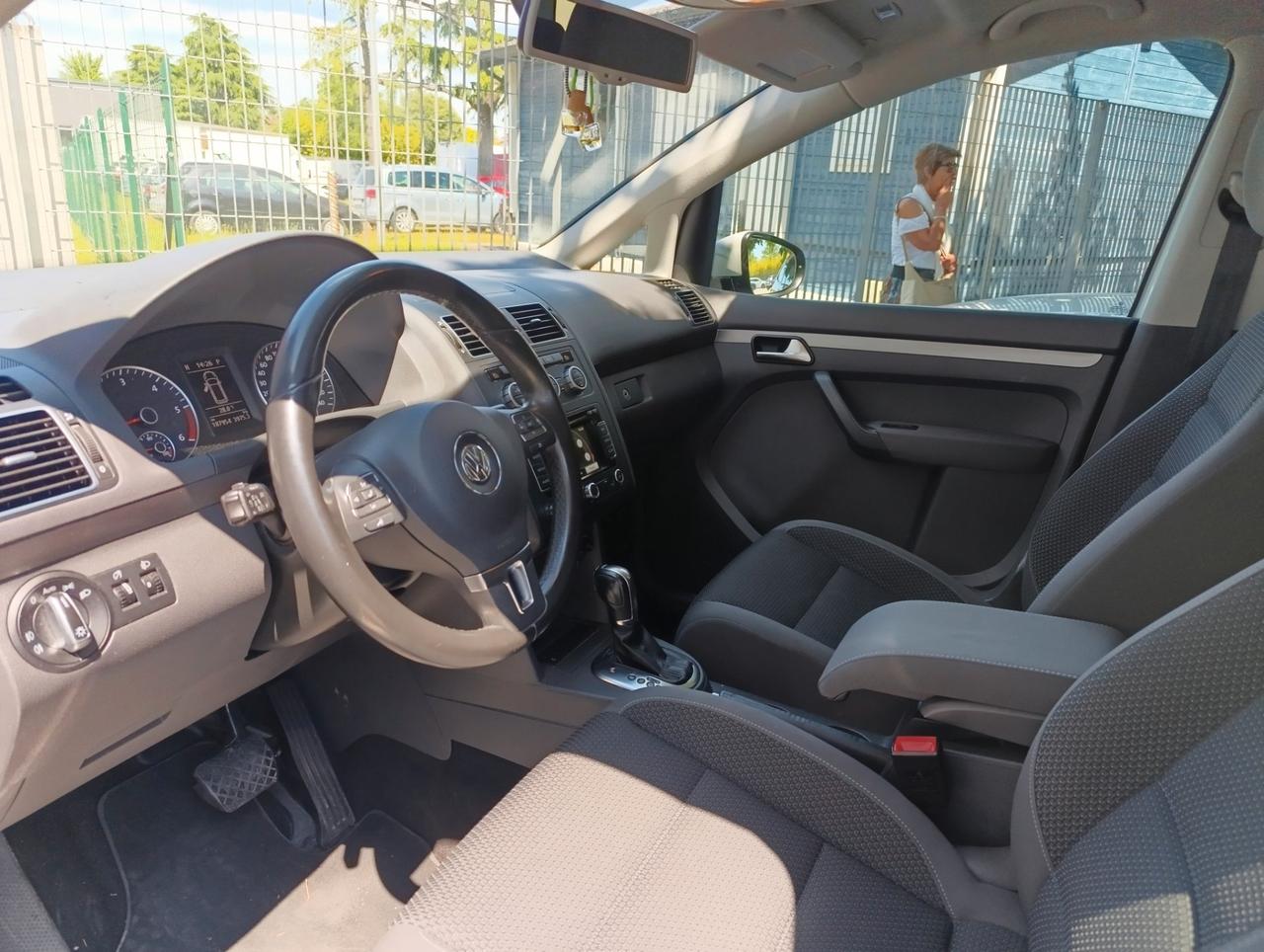 Volkswagen Touran 1.6 tdi Comfortline Business dsg