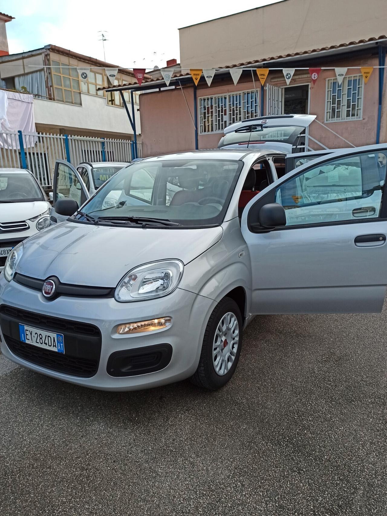 Fiat Panda 1.2 69 cv Easy Km. 21000 pari al nuovo!!!!!