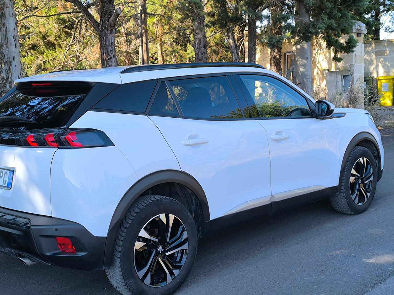 PEUGEOT 2008 ALLURE EAT 1.5 HDI 11/2021 KM 103000