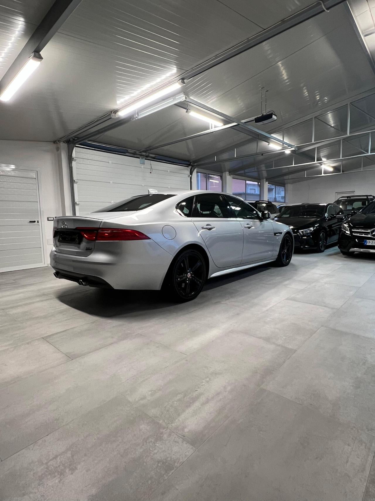 Jaguar XE 2.0 D 240 CV AWD aut. Landmark Edition