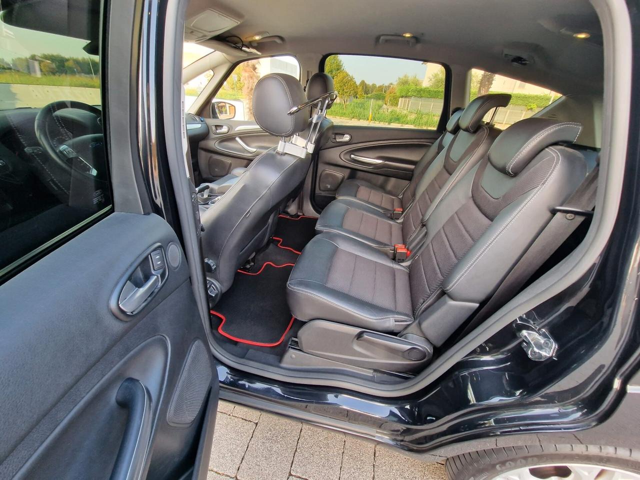 Ford S-Max 2.0 TDCi 163CV New Titanium