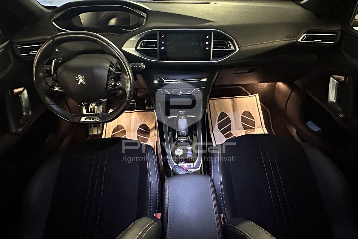 PEUGEOT 308 PureTech Turbo 130 S&S EAT8 GT Pack