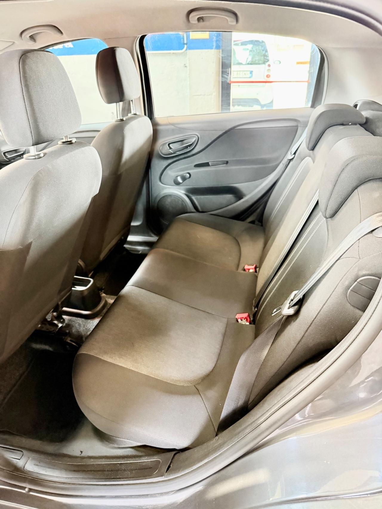 Fiat Punto 1.3 MJT II 75 CV 5 porte Lounge