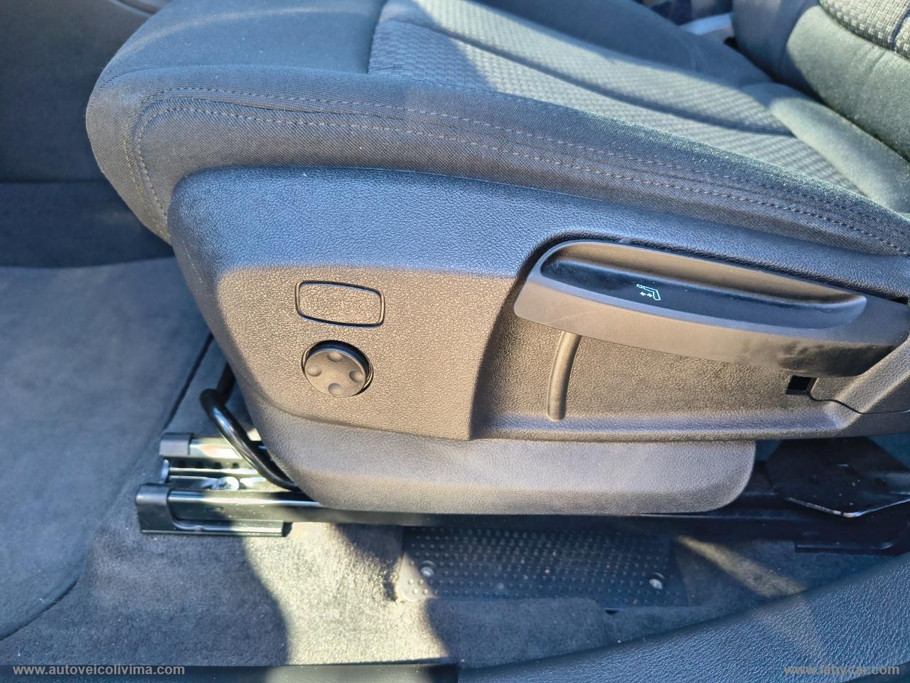 BMW X1 sDrive18d Business Advantage AUTOMATICO