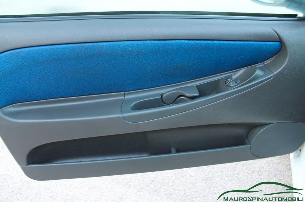 Lancia Ypsilon 1.2 ELEFANTINO BLU NEOPATENTATI