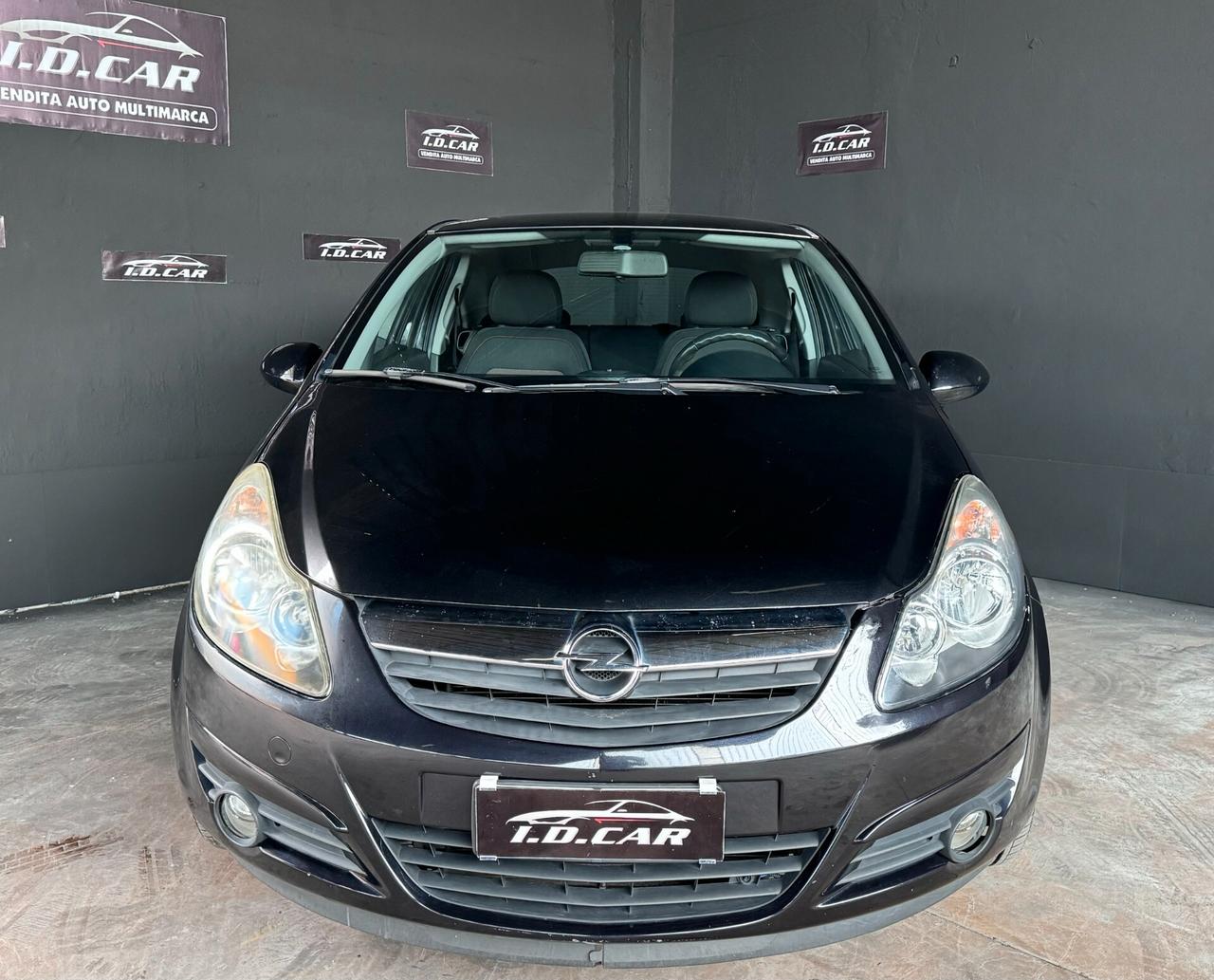 Opel Corsa 1.2 3 porte Club (Ok Neopatentati)