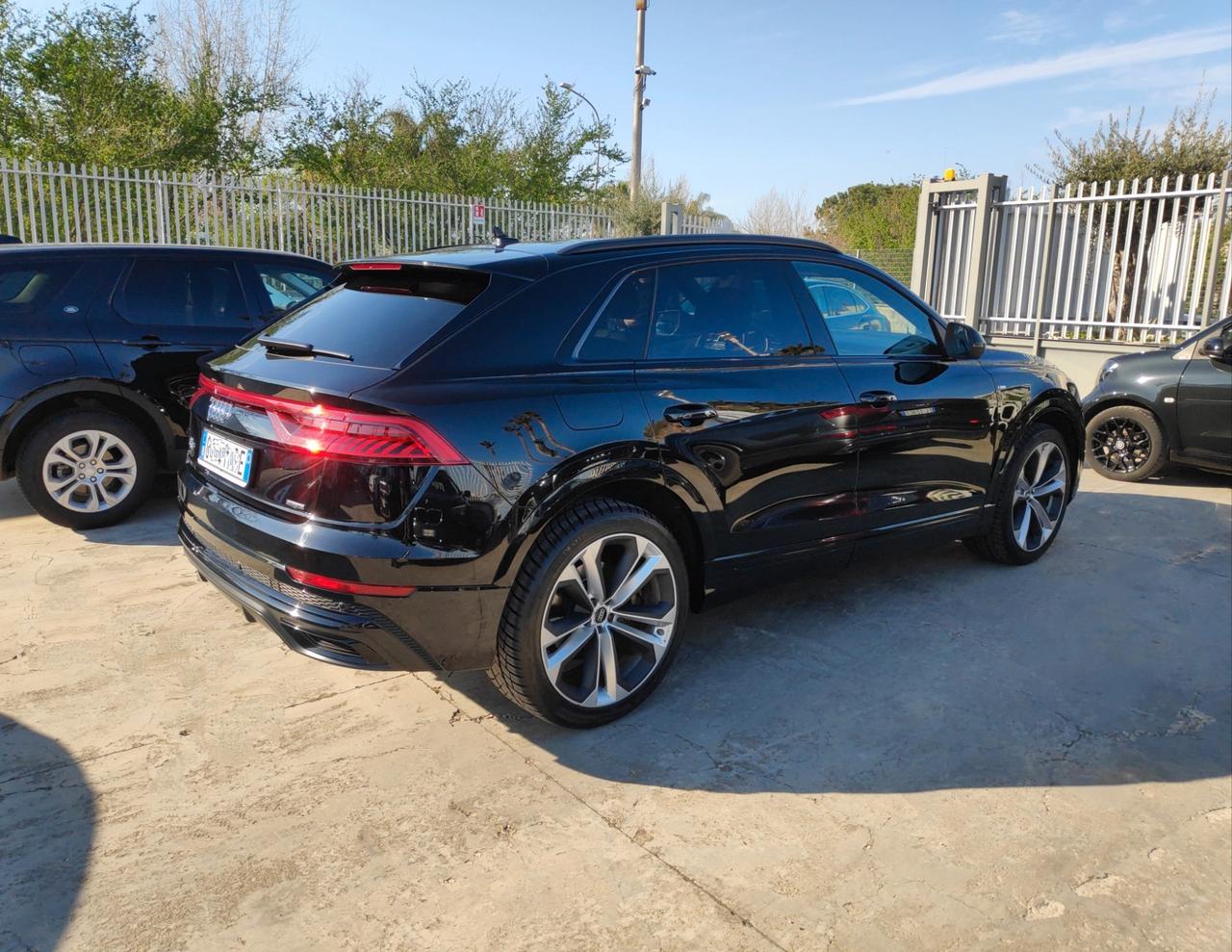 Audi Q8 50 TDI 286 CV quattro tiptronic Sport