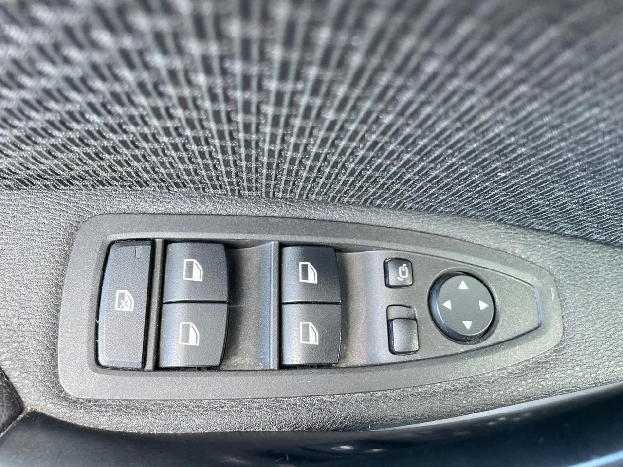 Bmw X2 sDrive18d Business-X FULL LED