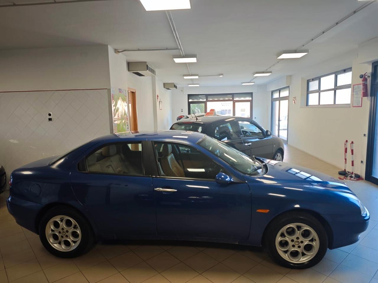 Alfa Romeo 156 1.9 JTD cat Distinctive