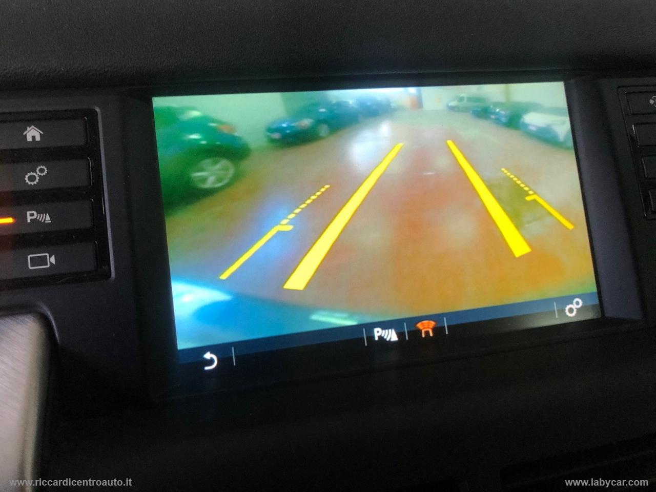 LAND ROVER Discovery Sport 2.2 SD4 HSE