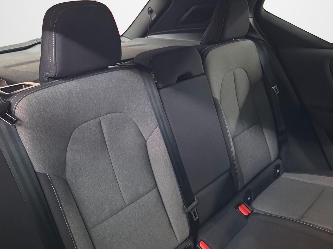 Volvo XC40 B4 AWD automatico Plus Bright