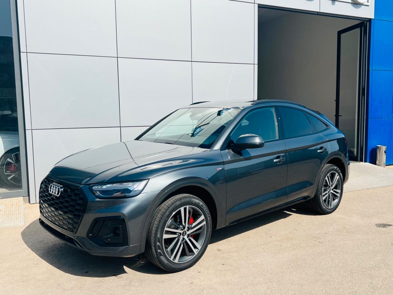 Audi Q5 SPB 40 TDI quattro S tronic S line plus - listino €81.300 - scontata €67.900