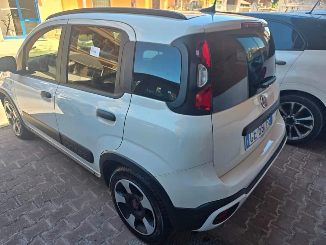 Fiat Panda 1.0 FireFly S&S Hybrid City Cross